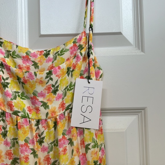 RESA Floral Maxi Dress in Medium - Picture 6 of 7
